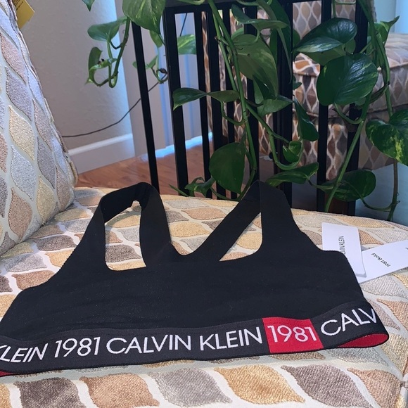 New Calvin Klein Bralette - Picture 3 of 5
